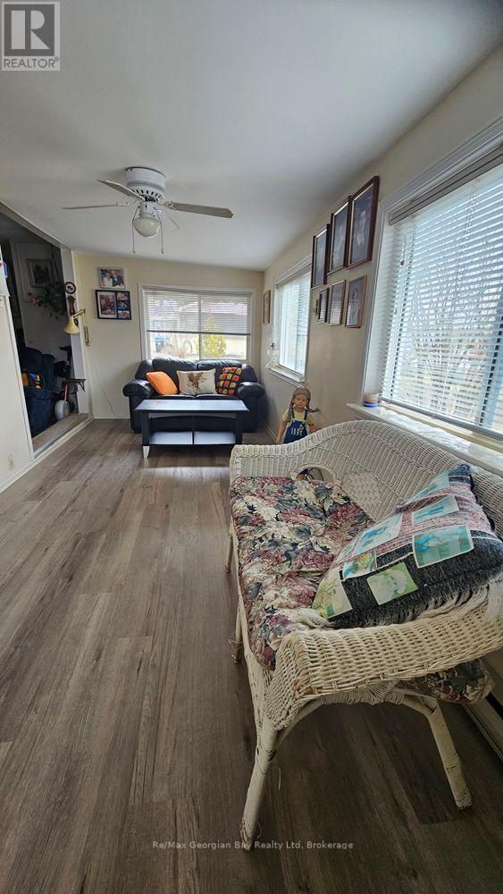 27 Mimosa Drive, Innisfil, Ontario  L9S 1P8 - Photo 12 - N12866706