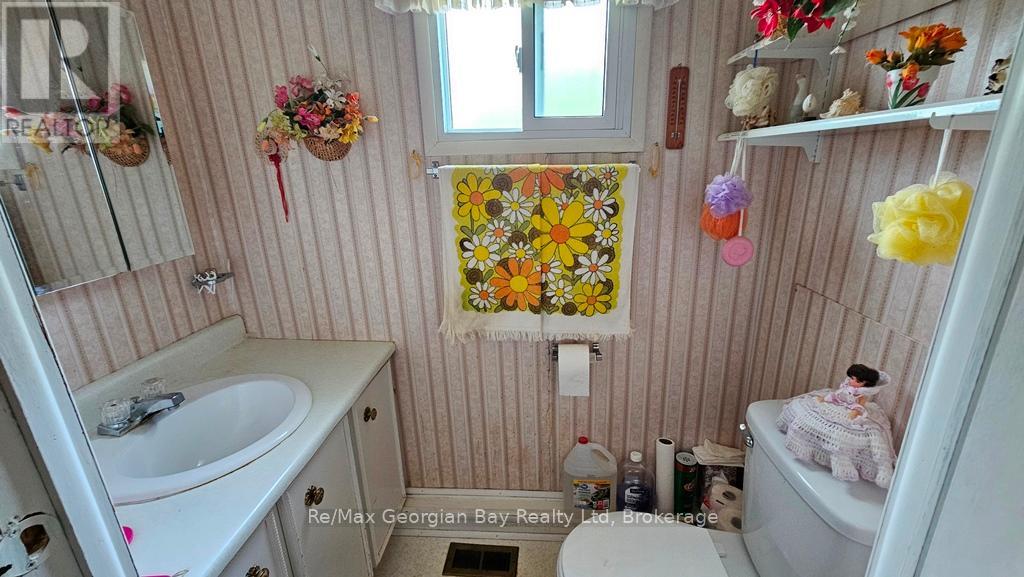 27 Mimosa Drive, Innisfil, Ontario  L9S 1P8 - Photo 17 - N12866706