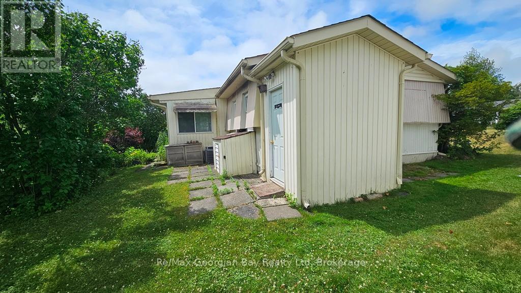 27 Mimosa Drive, Innisfil, Ontario  L9S 1P8 - Photo 20 - N12866706