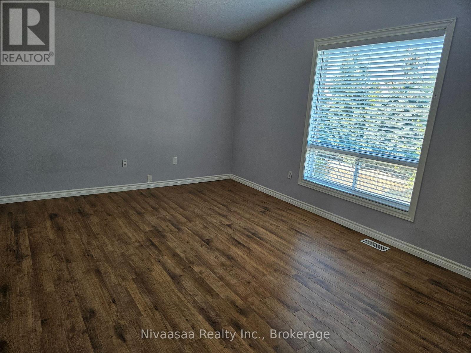 926 Ledbury Crescent, Mississauga, Ontario  L5V 2P8 - Photo 15 - W12947918