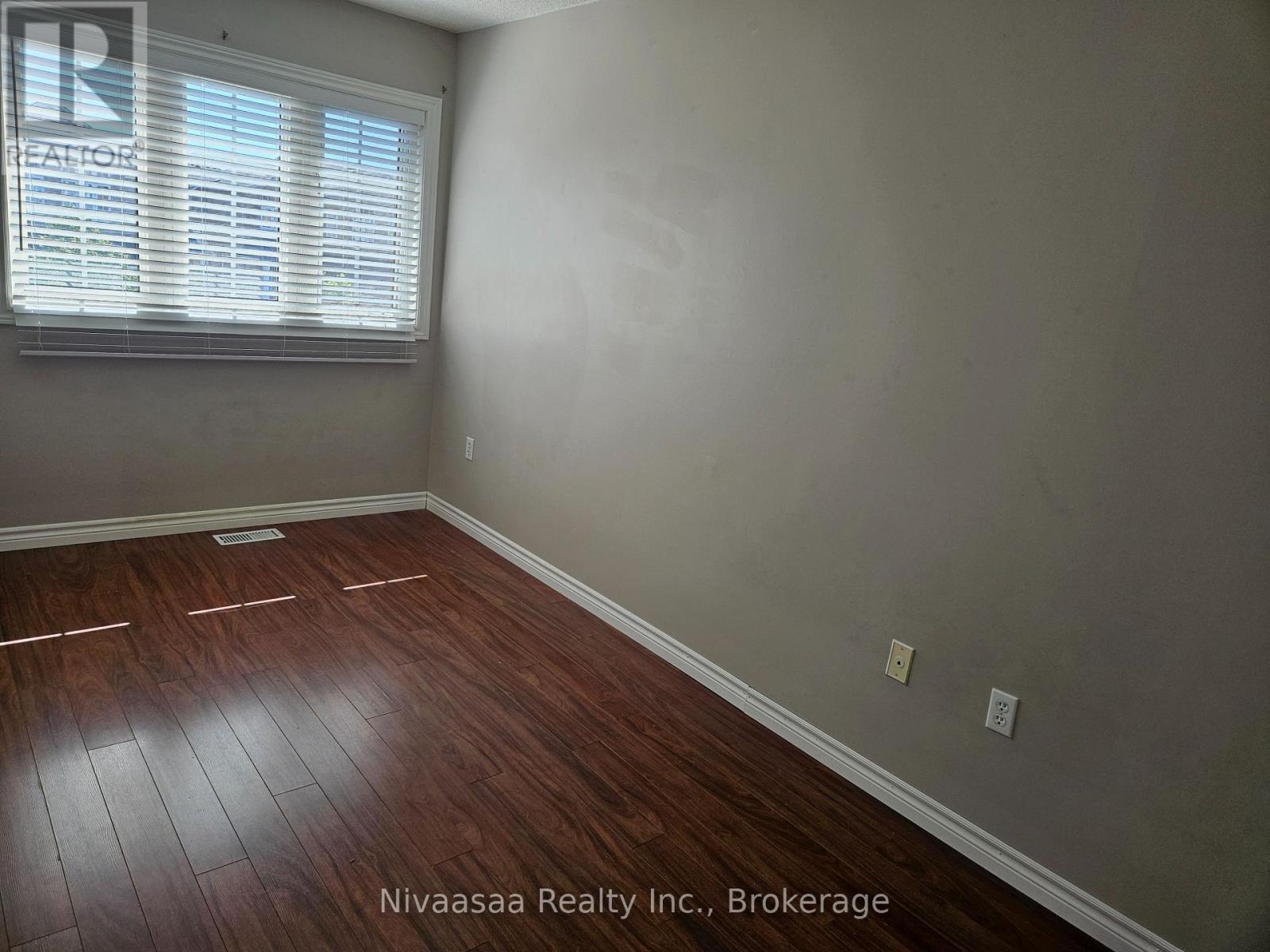 926 Ledbury Crescent, Mississauga, Ontario  L5V 2P8 - Photo 17 - W12947918