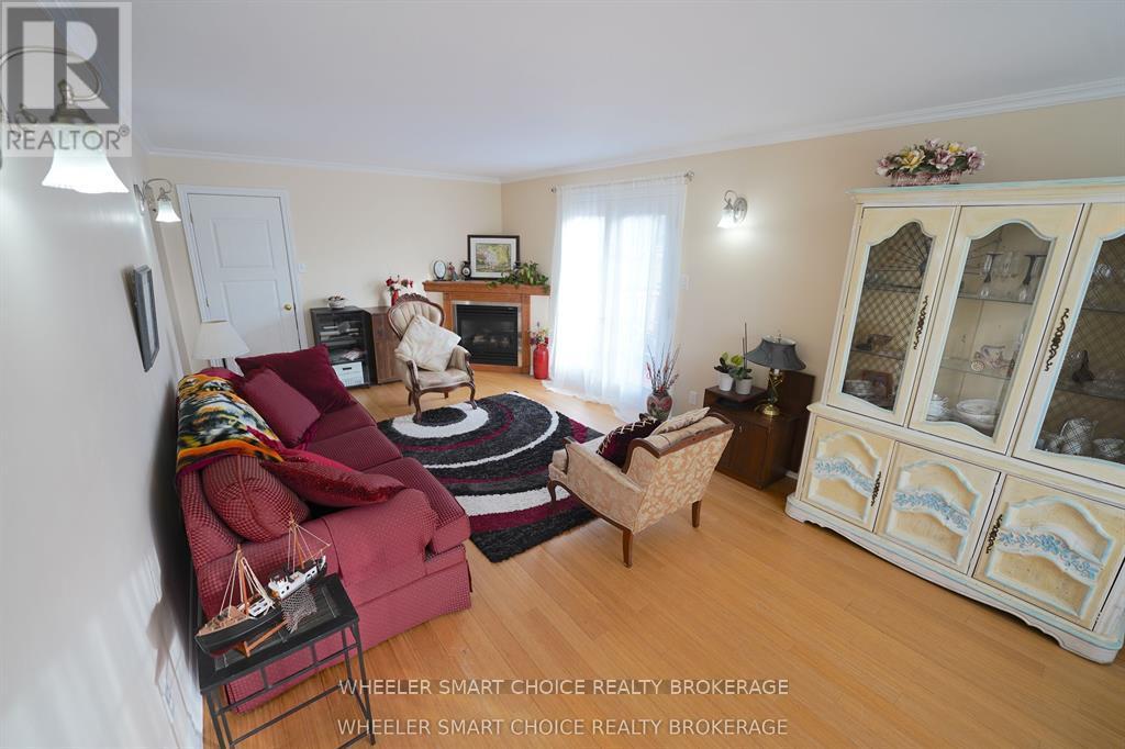 2135 Pitt Street, Cornwall, Ontario  K6K 1A1 - Photo 8 - X12947984