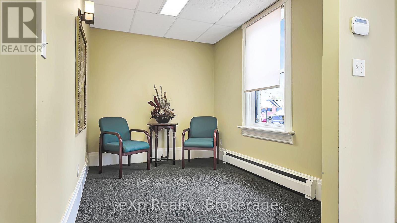 21 Grosvenor Street N, Saugeen Shores, Ontario  N0H 2L0 - Photo 6 - X12947904