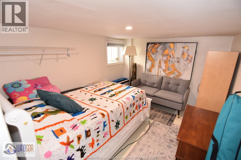 965 Bridge, Windsor, Ontario  N9B 2M9 - Photo 32 - 26006773