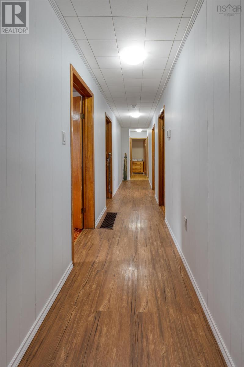 87 Pool Road, Sheet Harbour, Nova Scotia  B0J 3H0 - Photo 17 - 202529232