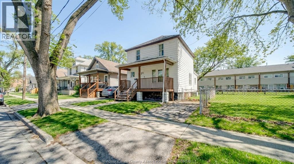 3479 Harris Street, Windsor, Ontario  N9C 1N6 - Photo 3 - 26003211