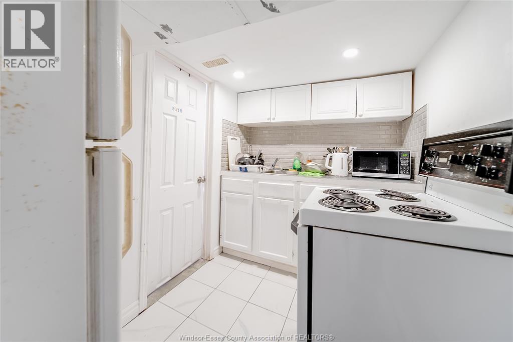 3479 Harris Street, Windsor, Ontario  N9C 1N6 - Photo 21 - 26003211