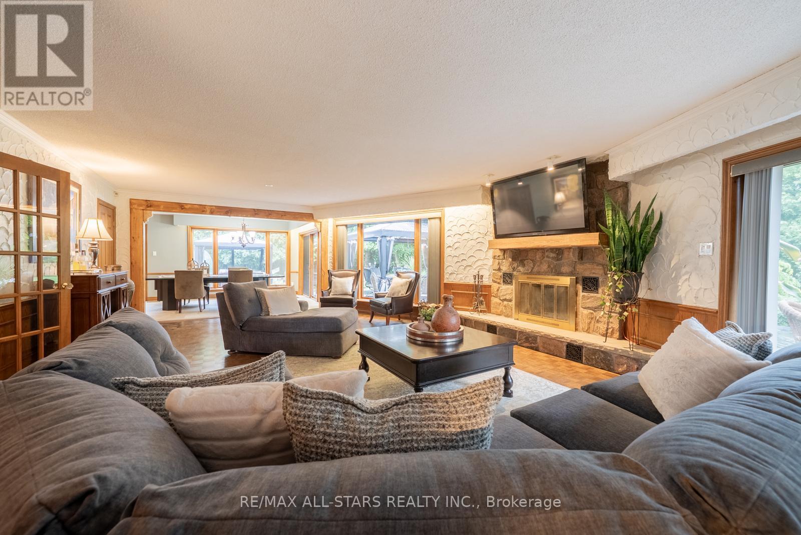 3 Marilyn Avenue, Whitchurch-Stouffville, Ontario  L4A 2C8 - Photo 20 - N12947876