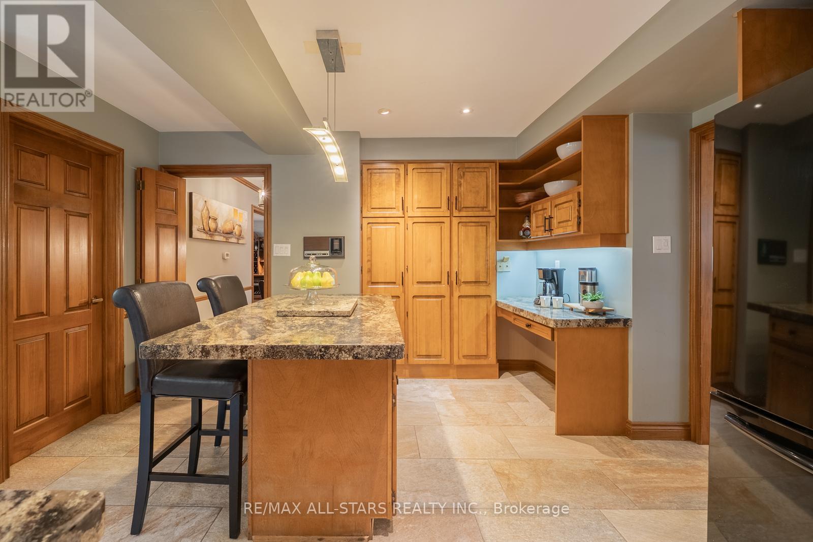 3 Marilyn Avenue, Whitchurch-Stouffville, Ontario  L4A 2C8 - Photo 27 - N12947876