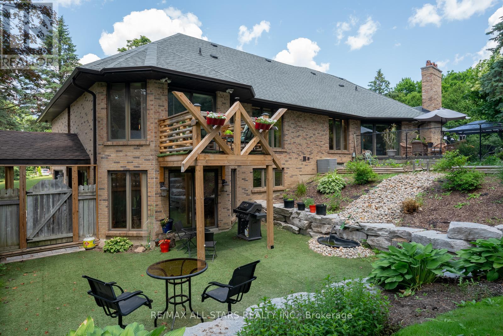 3 Marilyn Avenue, Whitchurch-Stouffville, Ontario  L4A 2C8 - Photo 44 - N12947876