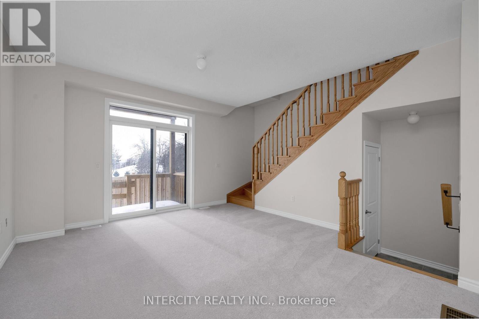 79 Divadale Road, Vaughan, Ontario  L4H 5J3 - Photo 5 - N12947960