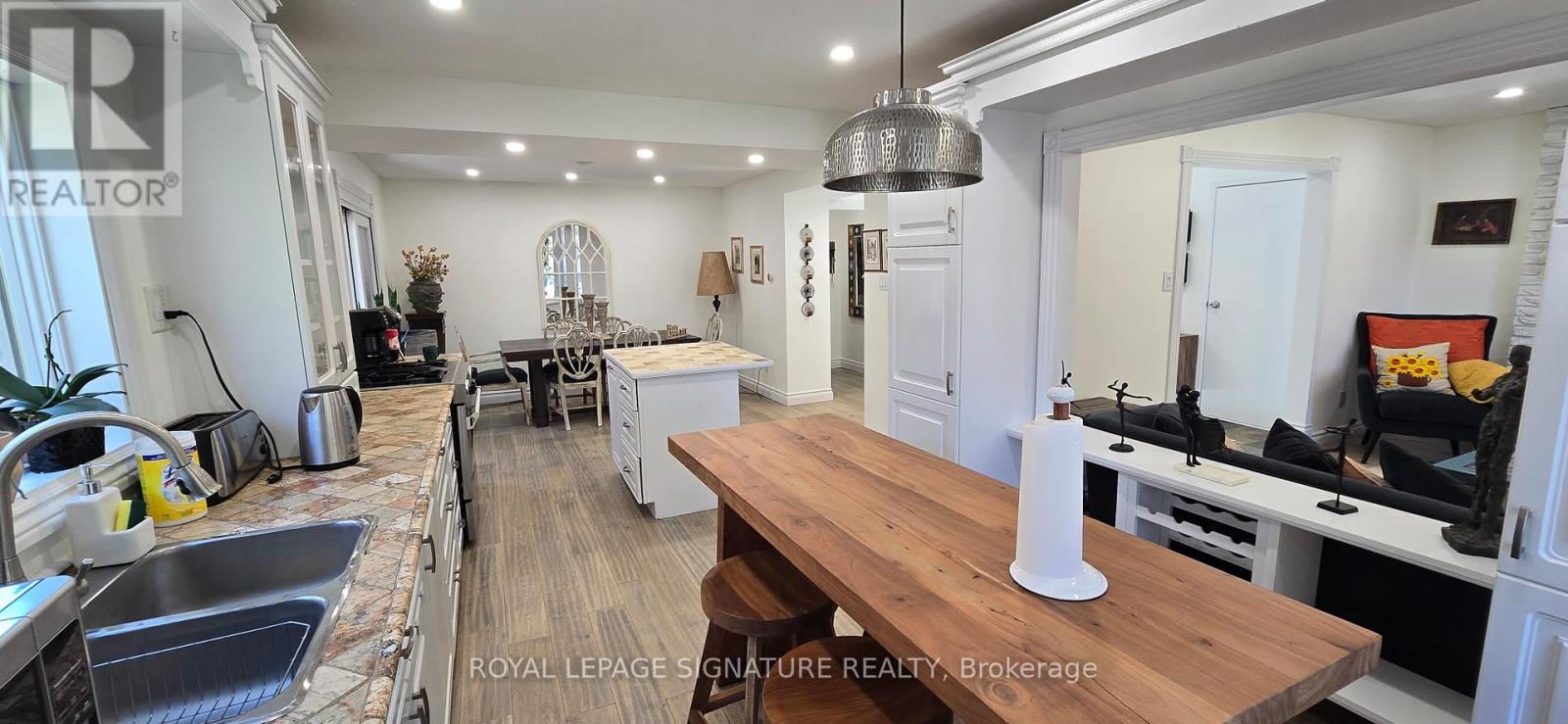 Main Floor - 105 Ashton Road, Newmarket, Ontario  L3Y 5R6 - Photo 15 - N12947978