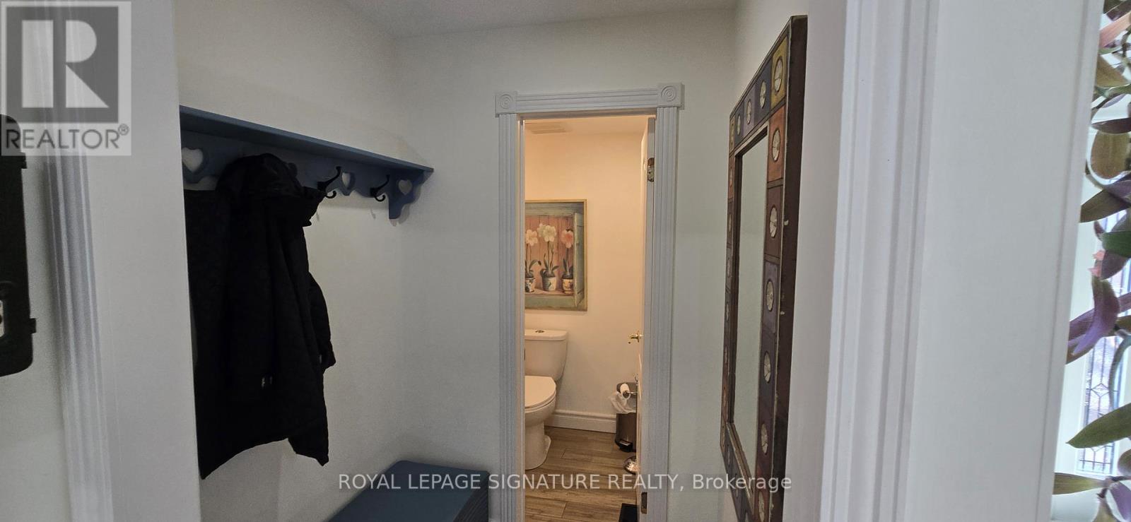 Main Floor - 105 Ashton Road, Newmarket, Ontario  L3Y 5R6 - Photo 19 - N12947978