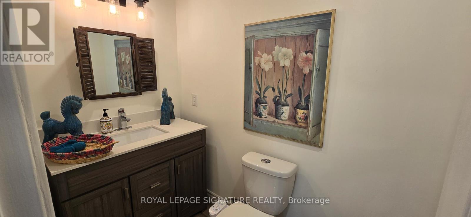 Main Floor - 105 Ashton Road, Newmarket, Ontario  L3Y 5R6 - Photo 20 - N12947978