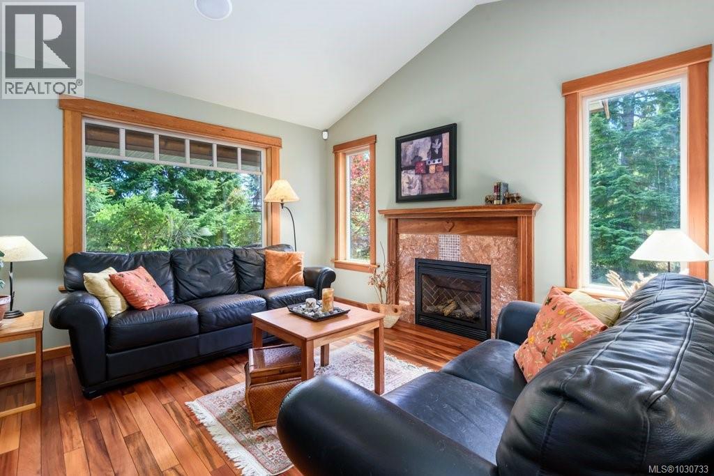 7455 Rodger Rd, Merville, British Columbia  V0R 2M0 - Photo 7 - 1030733