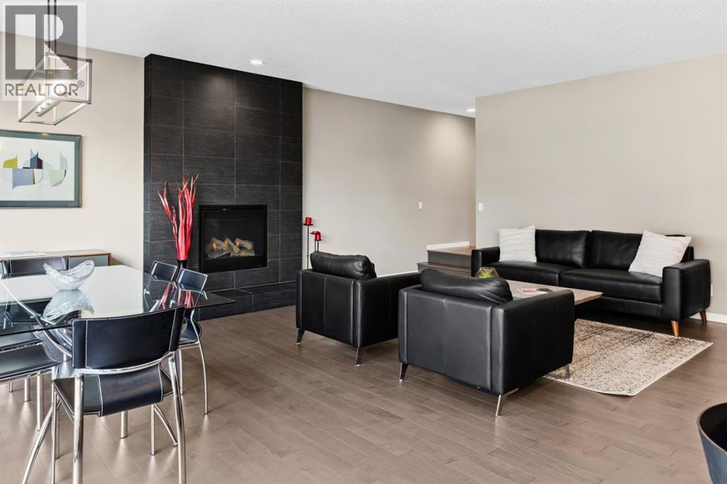 291 West Grove Point SW, Calgary, Alberta  T3H 3A9 - Photo 4 - A2283502