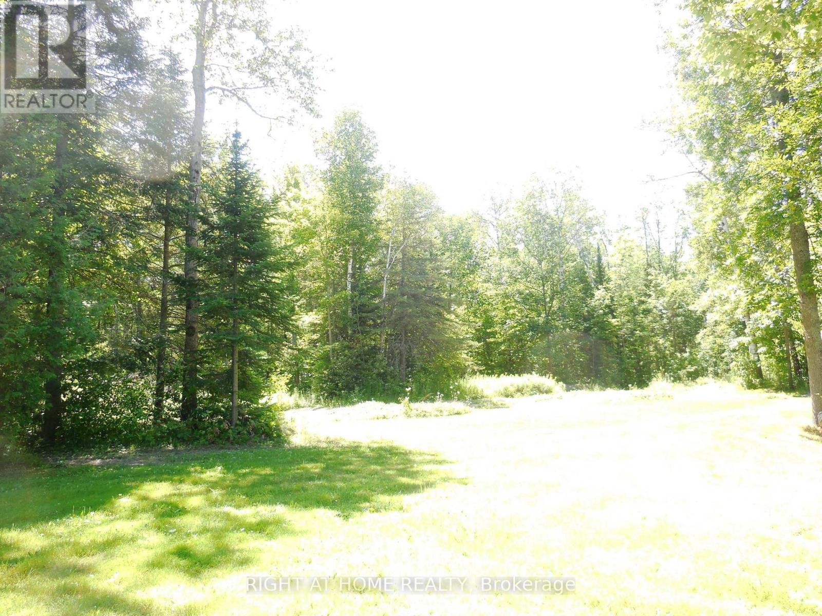 1912 South Orr Lake Road, Springwater, Ontario  L0L 1P0 - Photo 2 - S12947880