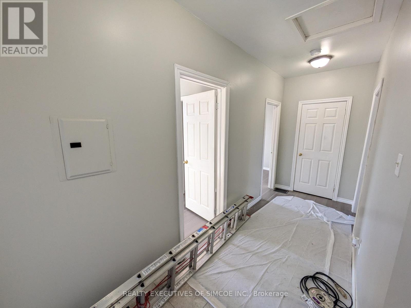 87 Maple Avenue, Barrie (City Centre), Ontario  L4N 1S1 - Photo 10 - S12947996