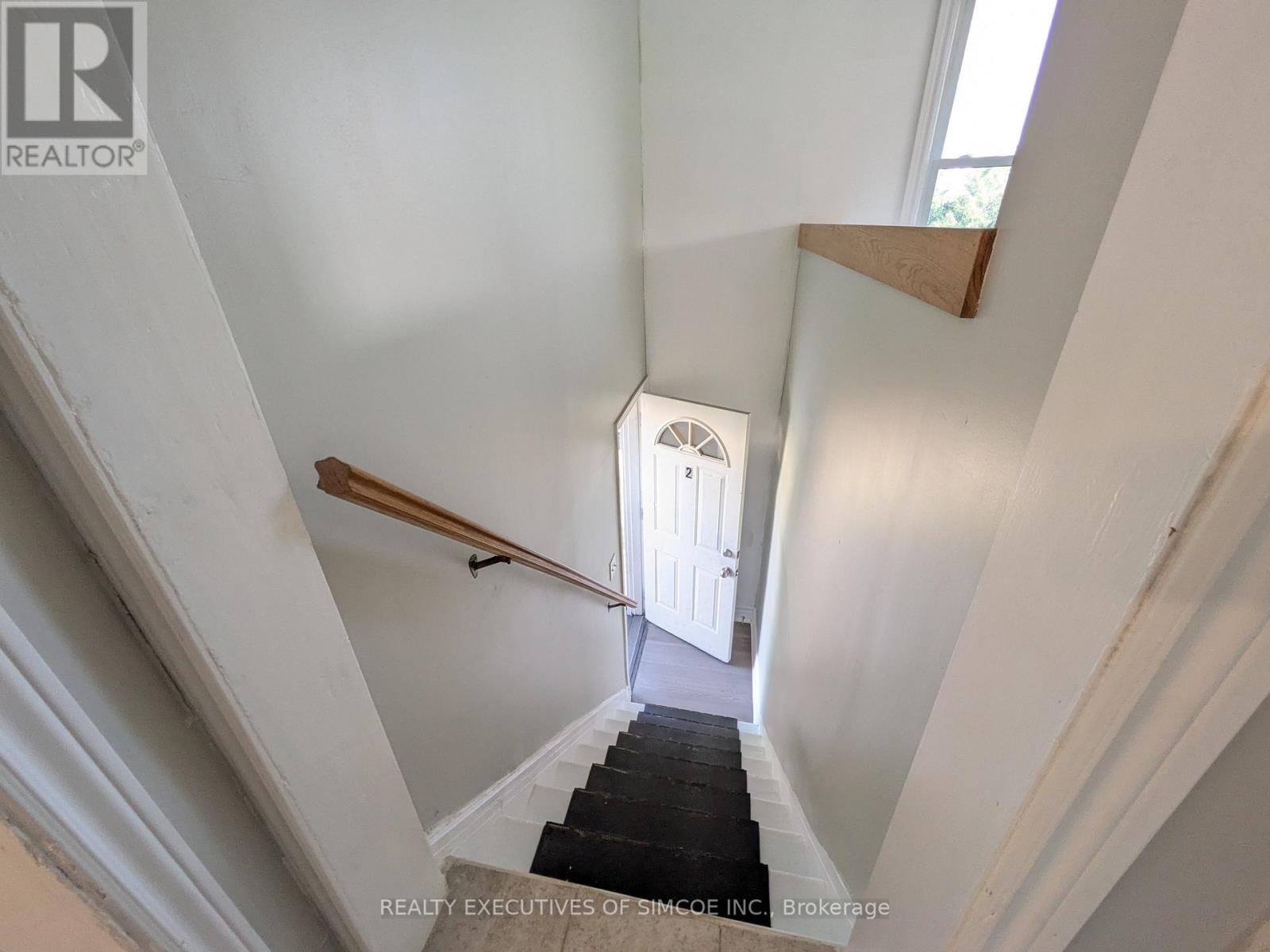 87 Maple Avenue, Barrie (City Centre), Ontario  L4N 1S1 - Photo 15 - S12947996