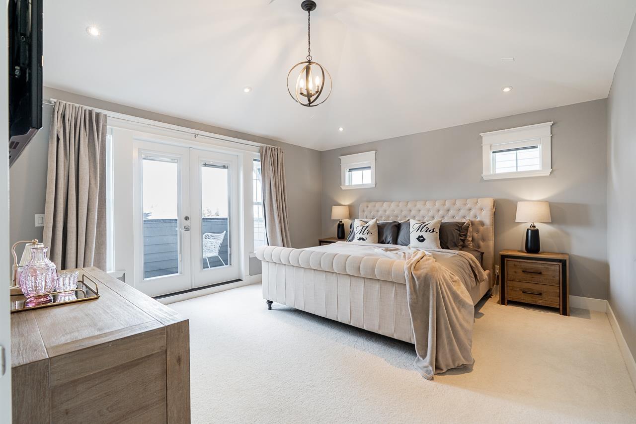 15708 MOUNTAIN VIEW DRIVE, Surrey, British Columbia