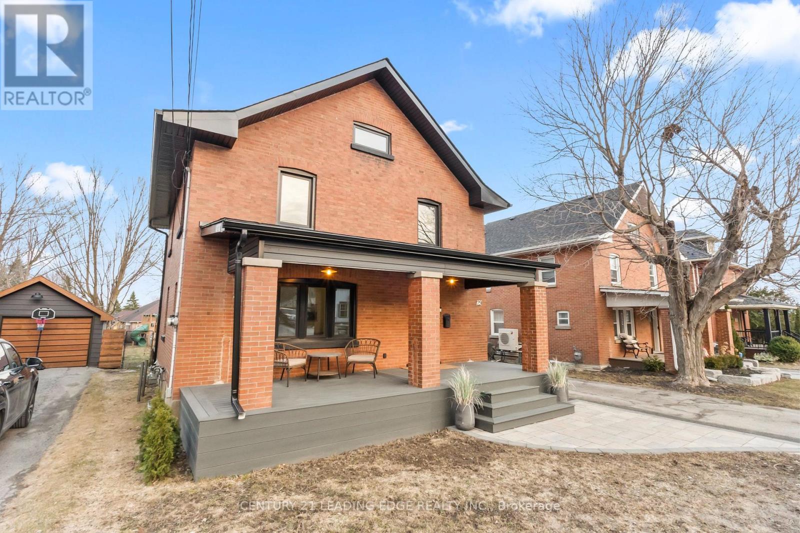 29 Albert Street S, Brock, Ontario  L0C 1H0 - Photo 2 - N12941836