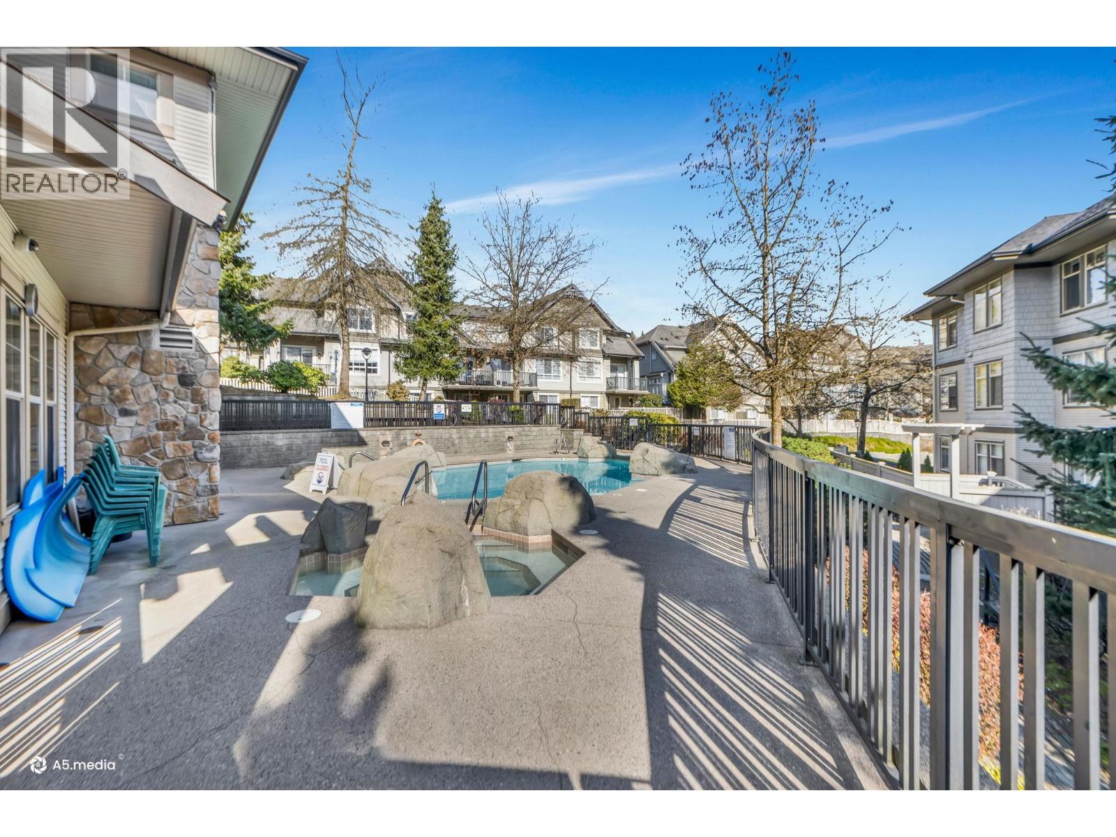 401 2951 Silver Springs Boulevard, Coquitlam, British Columbia  V3E 3S4 - Photo 30 - R3106096