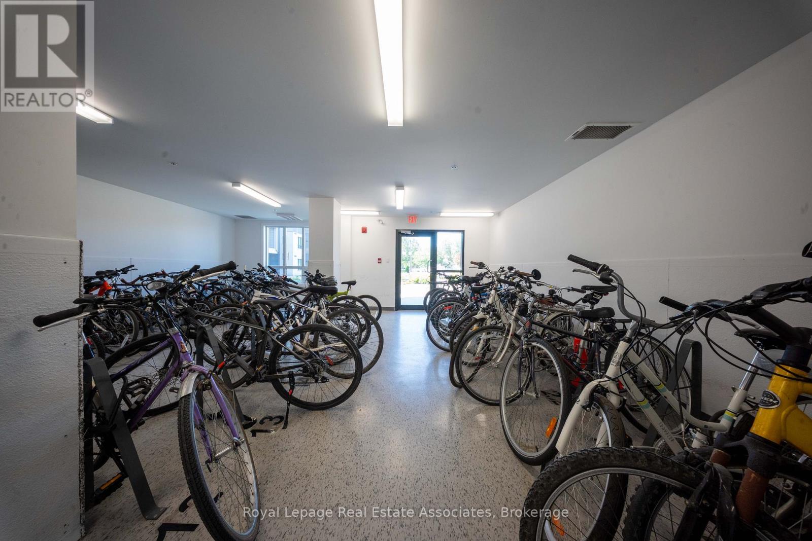 108 - 3170 Erin Mills Parkway, Mississauga, Ontario  L5L 0B6 - Photo 19 - W12908244