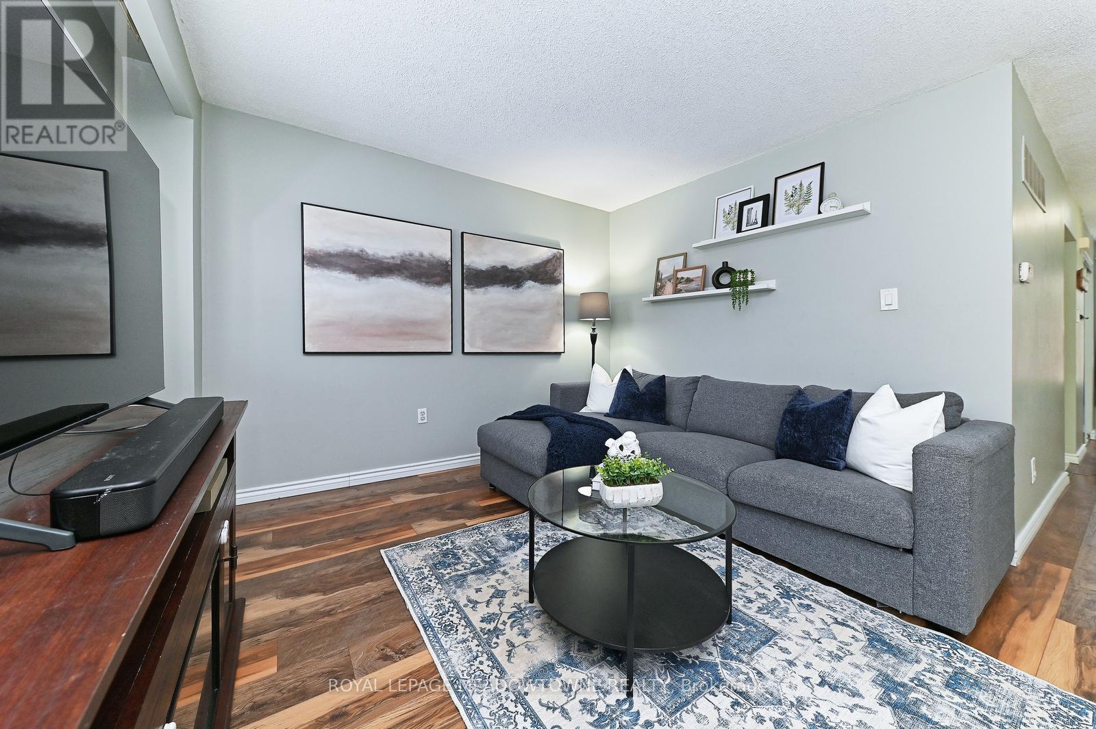 74 - 80 Lynden Circle, Halton Hills, Ontario  L7G 4Y8 - Photo 7 - W12853436