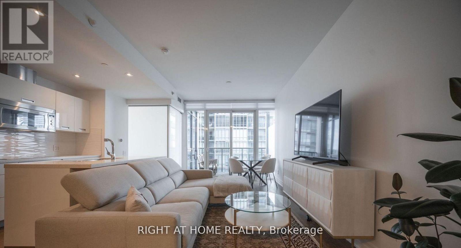 1010 - 88 Park Lawn Rd Road, Toronto, Ontario  M8Y 0B5 - Photo 14 - W12947936