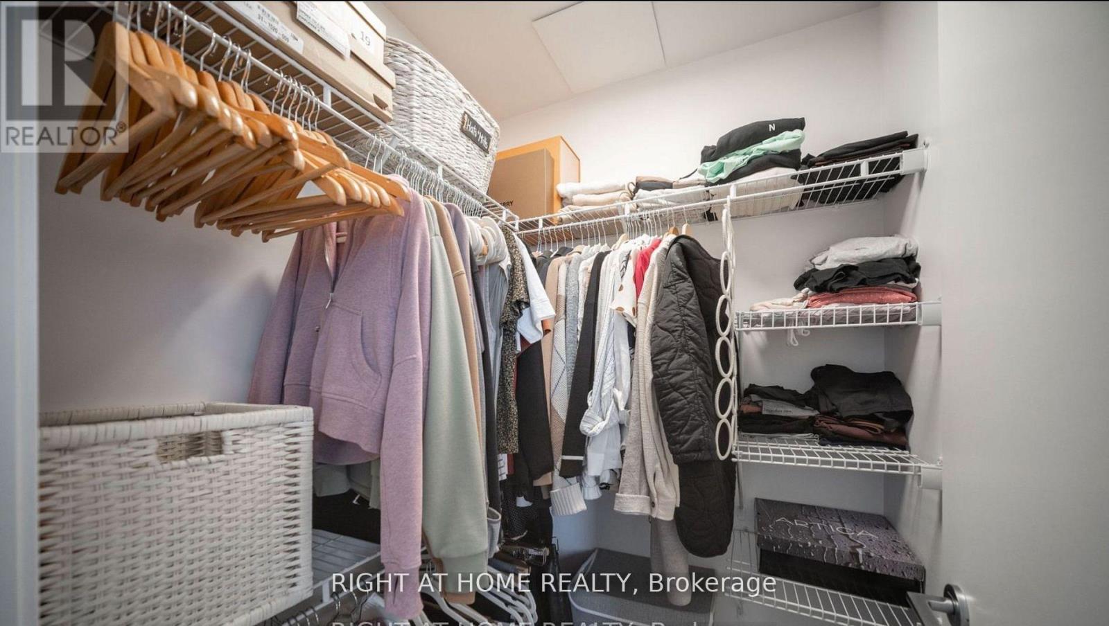 1010 - 88 Park Lawn Rd Road, Toronto, Ontario  M8Y 0B5 - Photo 20 - W12947936