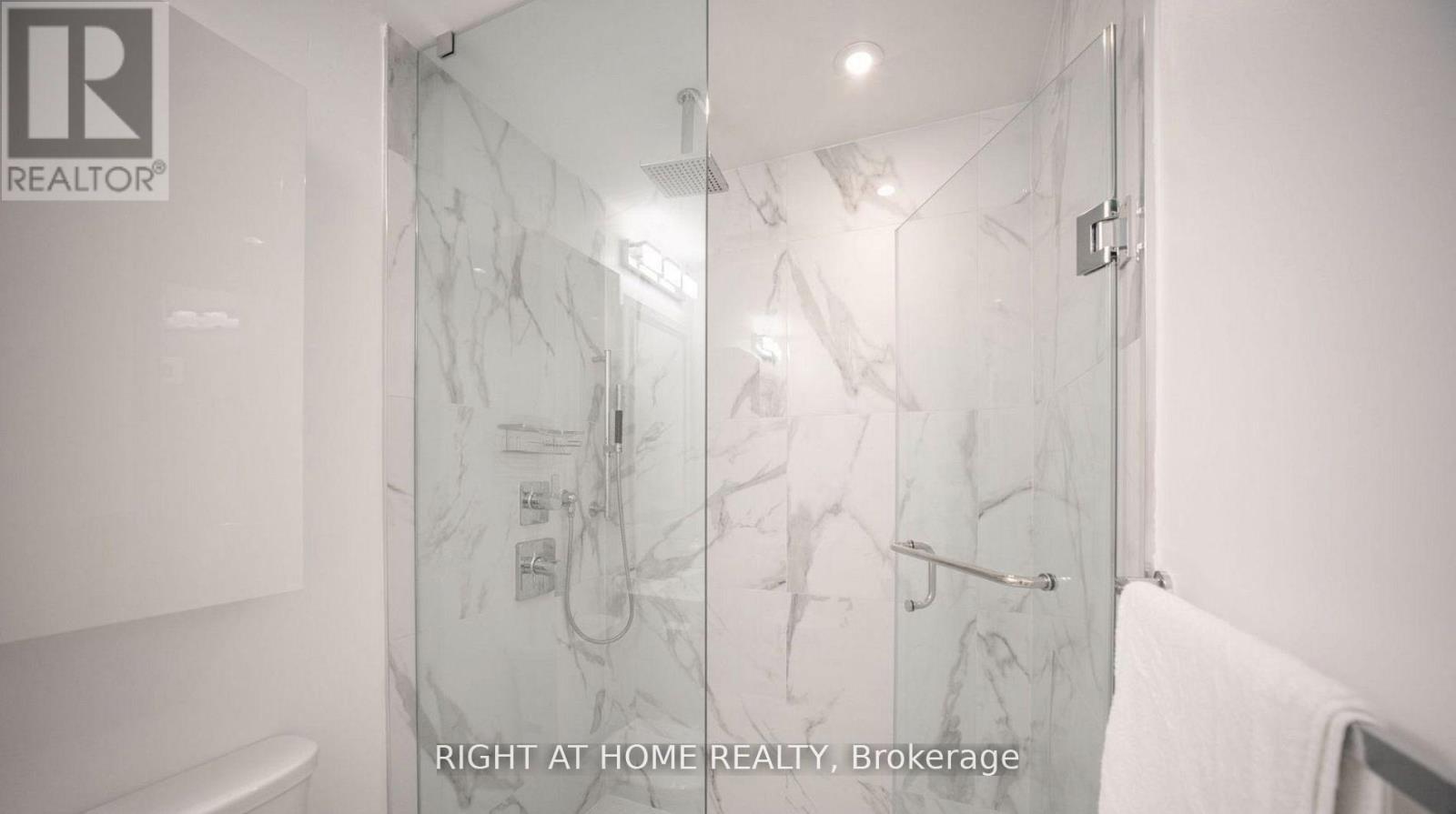 1010 - 88 Park Lawn Rd Road, Toronto, Ontario  M8Y 0B5 - Photo 38 - W12947936