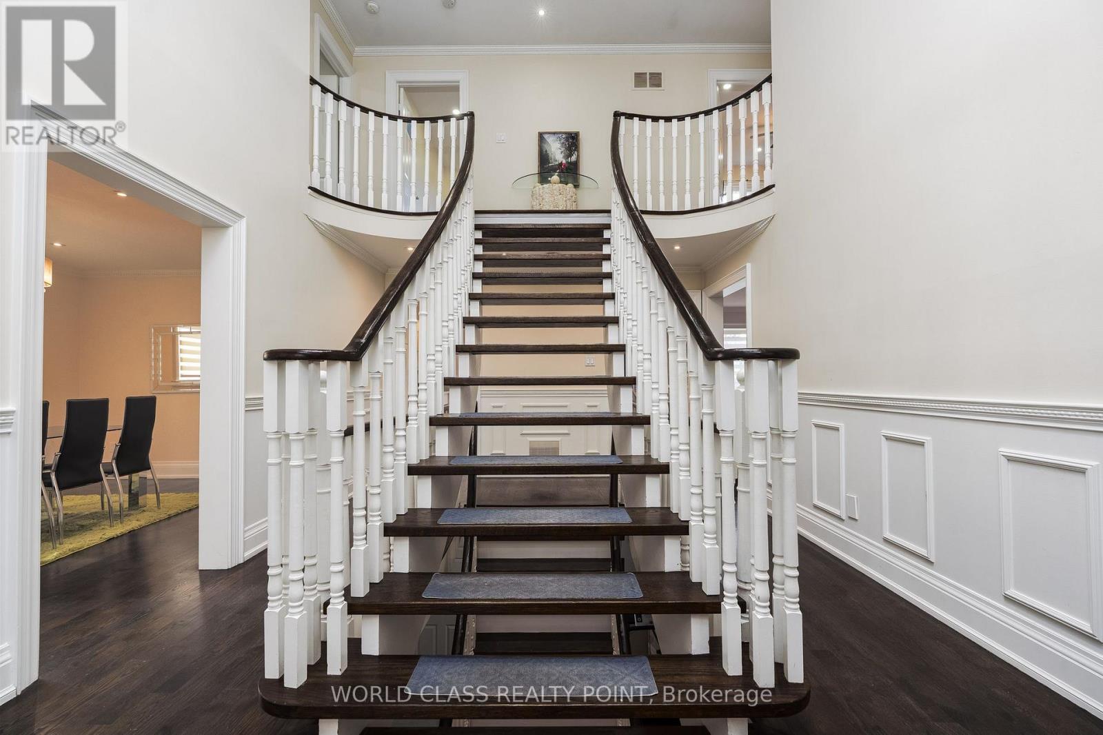 1448 MAYORS MANOR, Oakville, Ontario