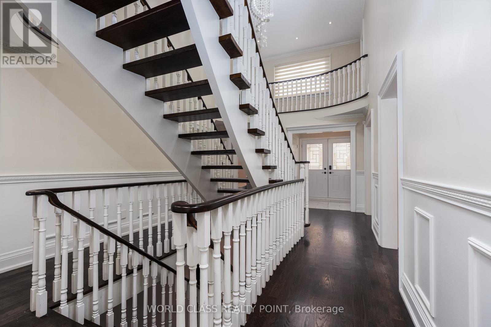 1448 Mayors Manor, Oakville, Ontario  L6M 3B1 - Photo 11 - W12947942