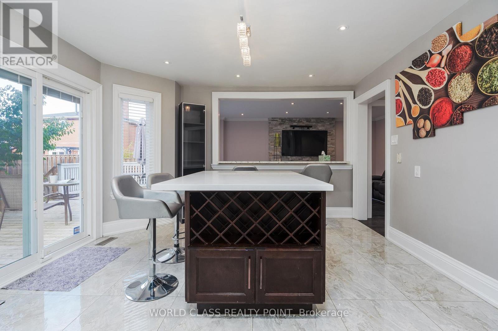 1448 Mayors Manor, Oakville, Ontario  L6M 3B1 - Photo 14 - W12947942