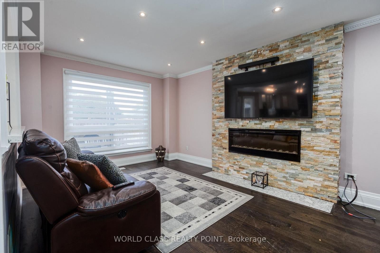 1448 Mayors Manor, Oakville, Ontario  L6M 3B1 - Photo 16 - W12947942