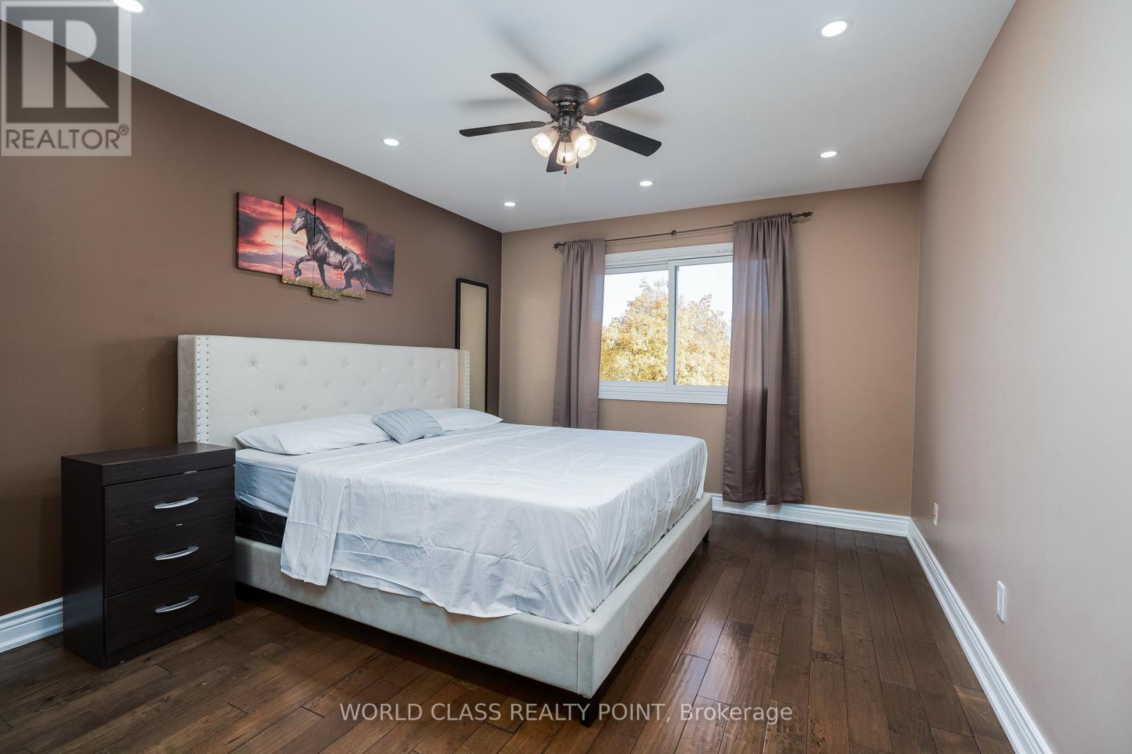 1448 Mayors Manor, Oakville, Ontario  L6M 3B1 - Photo 25 - W12947942