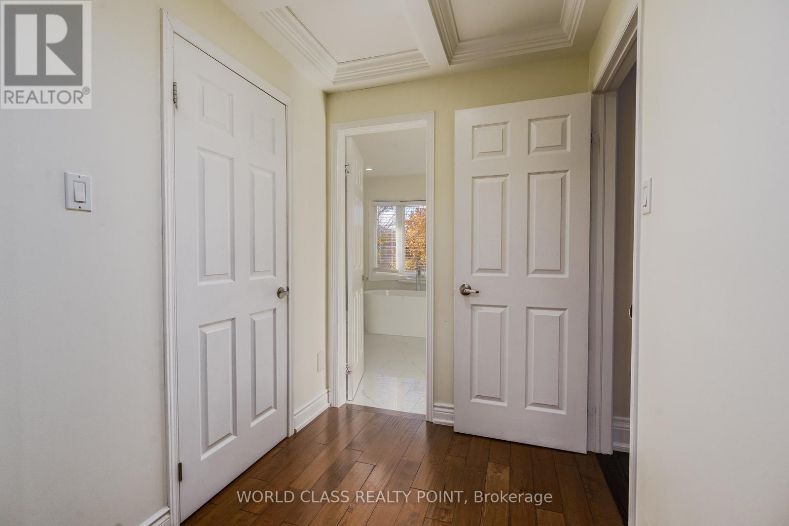 1448 Mayors Manor, Oakville, Ontario  L6M 3B1 - Photo 29 - W12947942