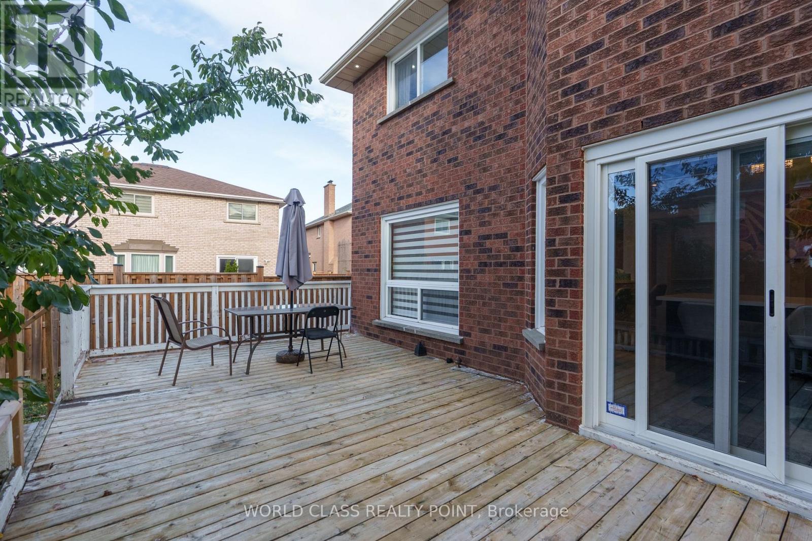 1448 Mayors Manor, Oakville, Ontario  L6M 3B1 - Photo 35 - W12947942