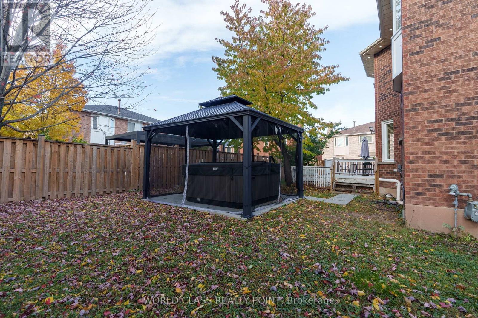 1448 Mayors Manor, Oakville, Ontario  L6M 3B1 - Photo 37 - W12947942