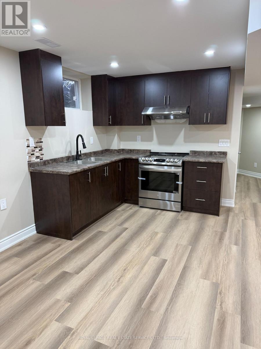 Bsmt - 5487 Challenger Drive, Mississauga, Ontario  L5M 0K4 - Photo 8 - W12947982