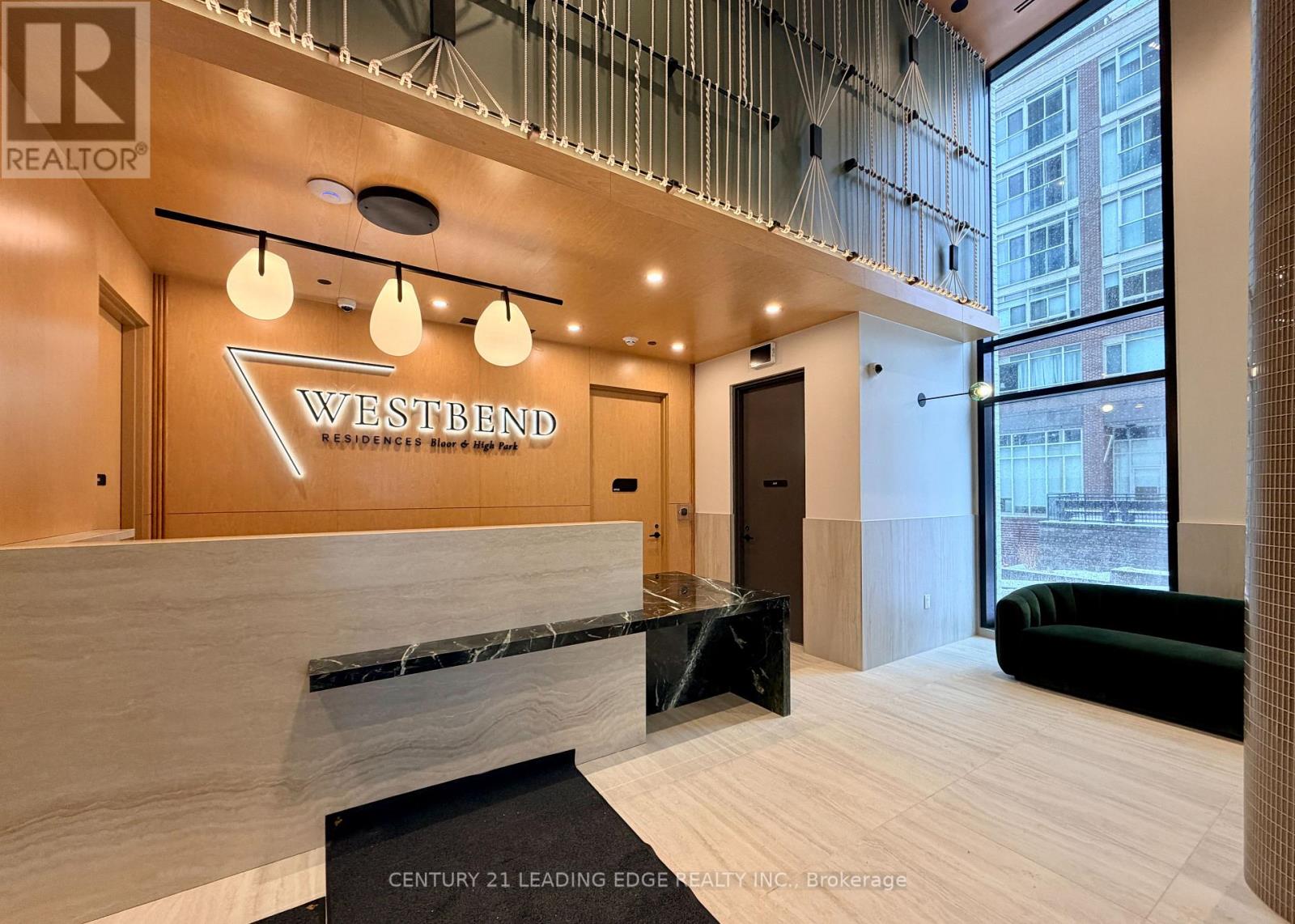 706 - 1660 BLOOR STREET W, Toronto, Ontario