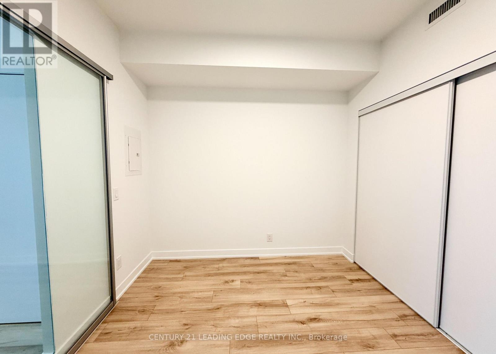 706 - 1660 Bloor Street W, Toronto, Ontario  M6P 1A8 - Photo 15 - W12947986