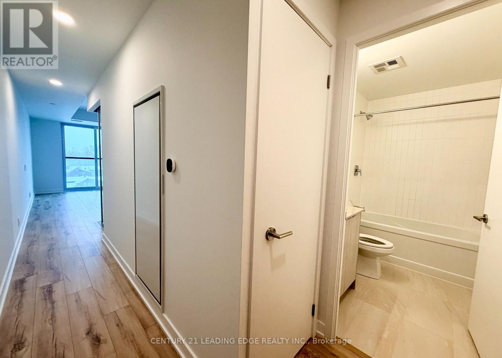 706 - 1660 Bloor Street W, Toronto, Ontario  M6P 1A8 - Photo 25 - W12947986