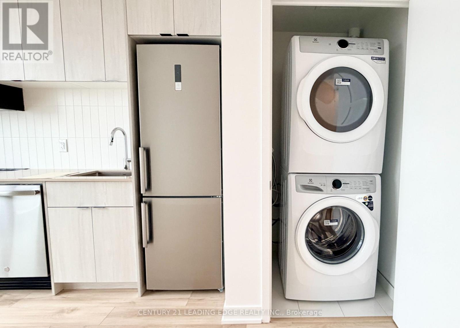 706 - 1660 Bloor Street W, Toronto, Ontario  M6P 1A8 - Photo 9 - W12947986