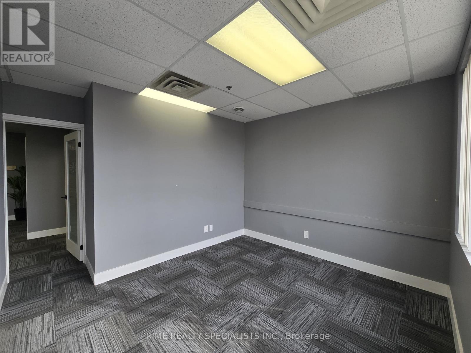 105a - 380 Bovaird Drive E, Brampton, Ontario  L6X 4N1 - Photo 4 - W12947992