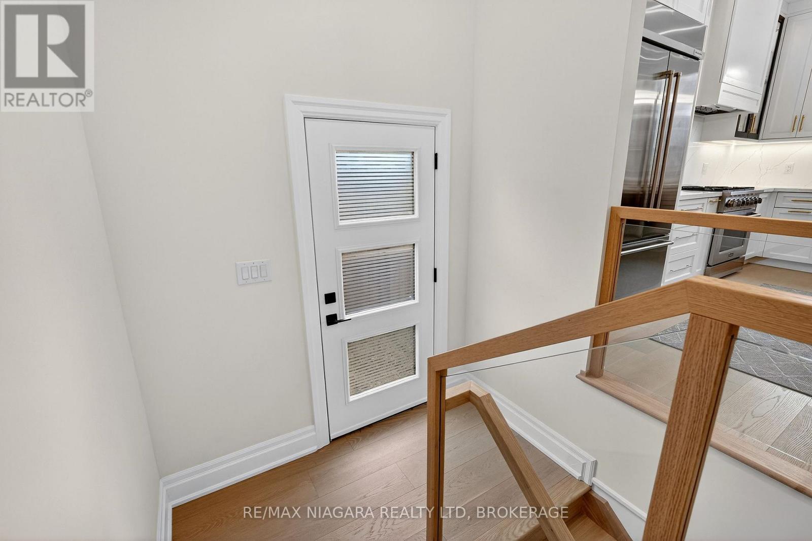 146 Hetram Court, Fort Erie, Ontario  L0S 1B0 - Photo 33 - X12947414