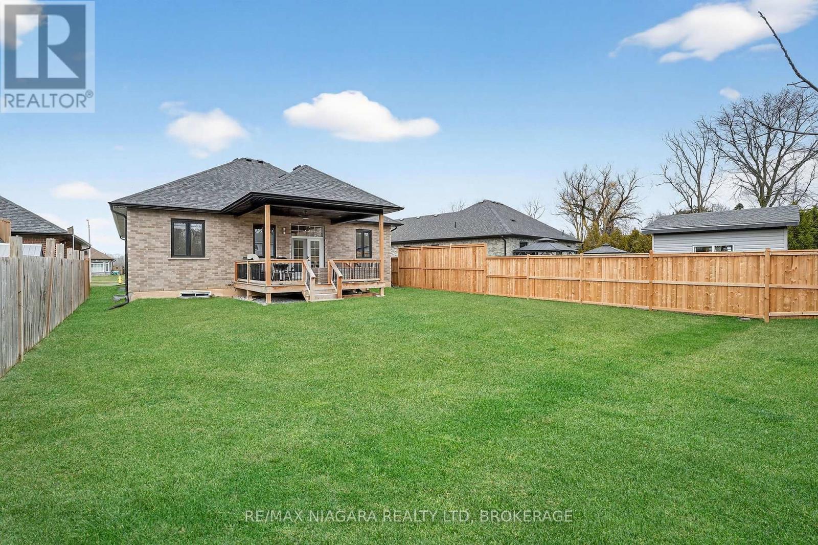 146 Hetram Court, Fort Erie, Ontario  L0S 1B0 - Photo 44 - X12947414