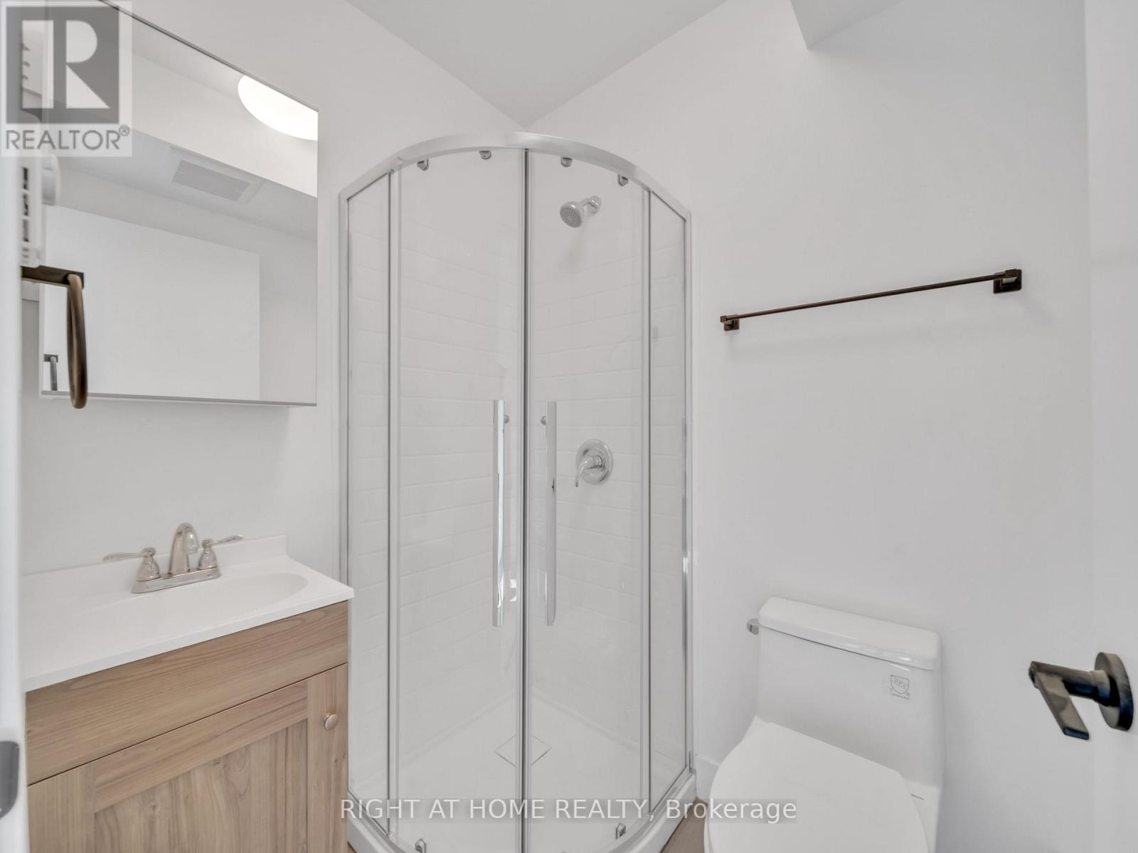 203 - 1804 Drouillard Road, Windsor, Ontario  N8W 3X5 - Photo 8 - X12947946