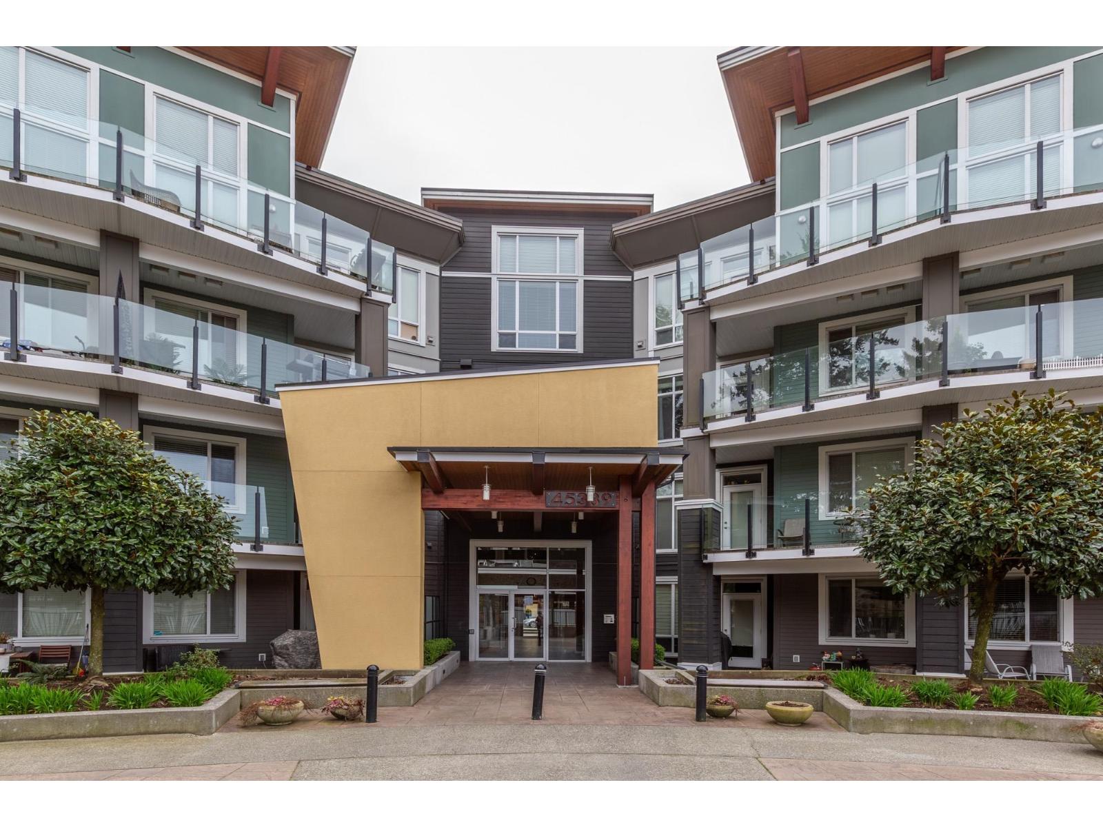 202 45389 Chehalis Drive, Garrison Crossing, Chilliwack, British Columbia  V2R 0T9 - Photo 3 - R3105743