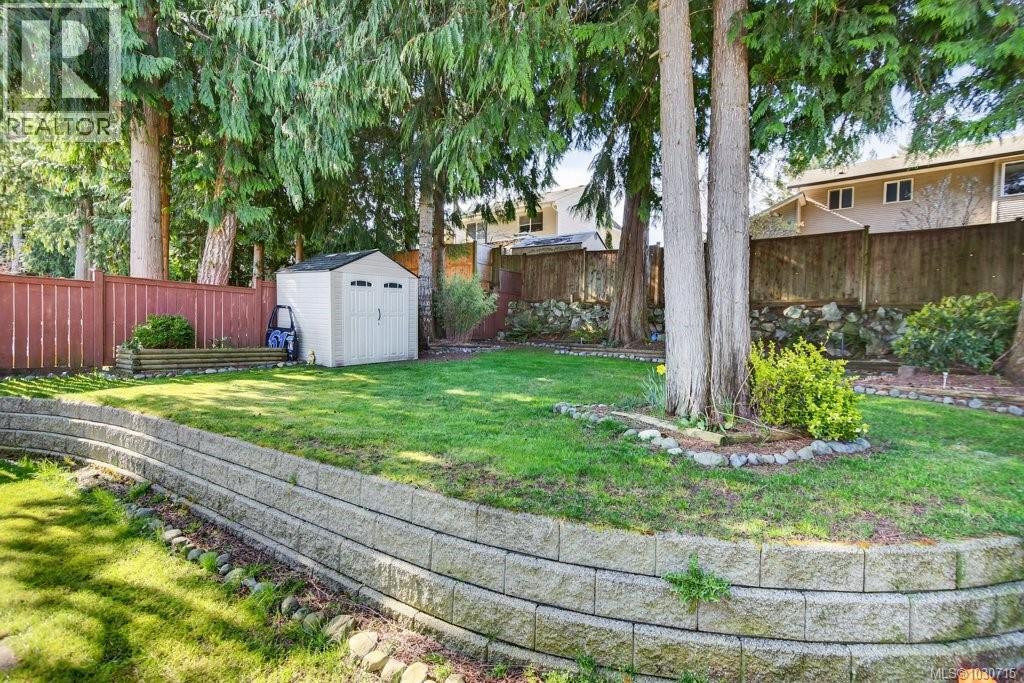 4661 Salal Pl, Courtenay, British Columbia  V9N 4A1 - Photo 3 - 1030715